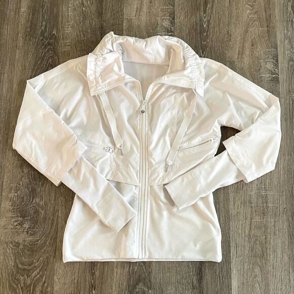 Lululemon Seek the Peak White Jacket - Size: 4 - Picture 15 of 16